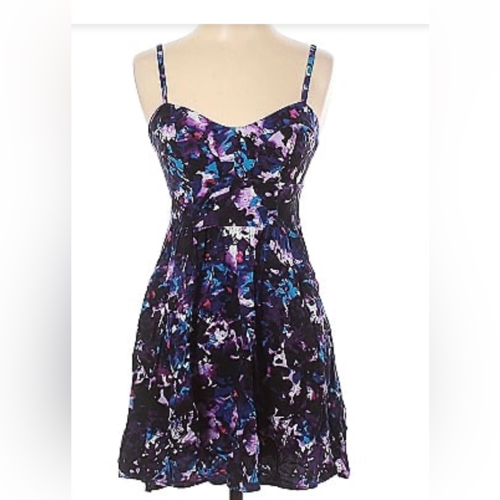 Express Purple Floral Dress Figure Flattering with Pockets US XS